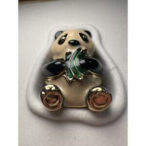 NIB! 1998 - Estee Lauder Knowing Panda Perfume Compact With Velvet Bag